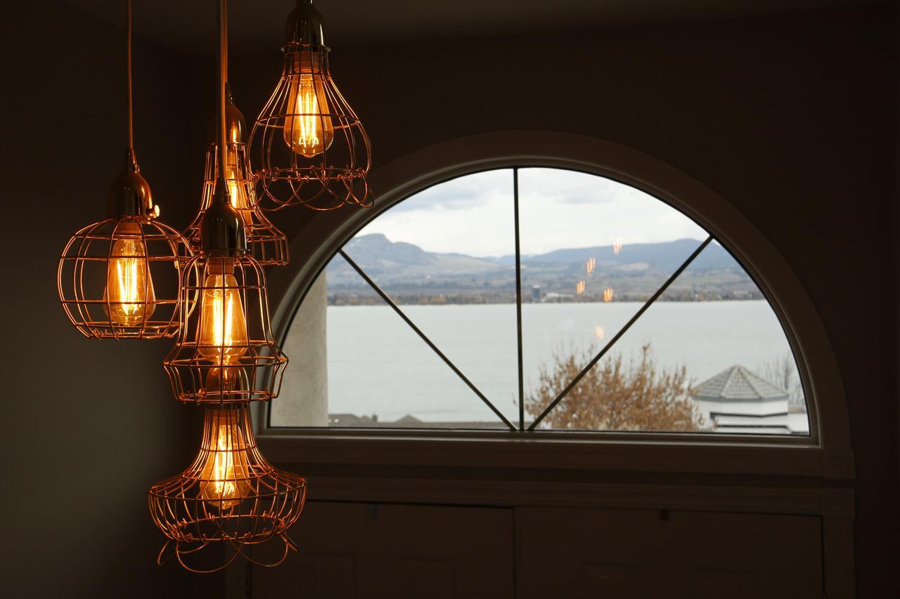 Lakeview Oasis Bed And Breakfast West Kelowna Exterior foto